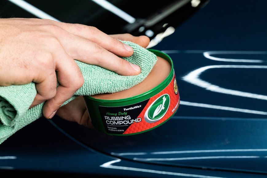 ПОЛІРУВАЛЬНА ПАСТА АБРАЗИВНА ЧЕРВОНА TURTLE WAX RED RUBBING COMPOUND 300 МЛ 53188 фото