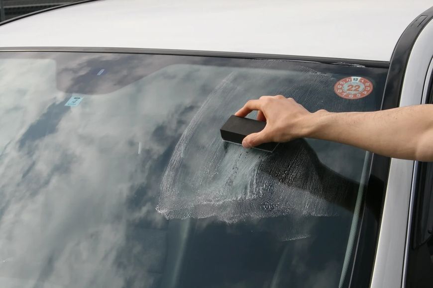 SOFT99 Glass Stain Cleaner Очищувач скла 05066 фото